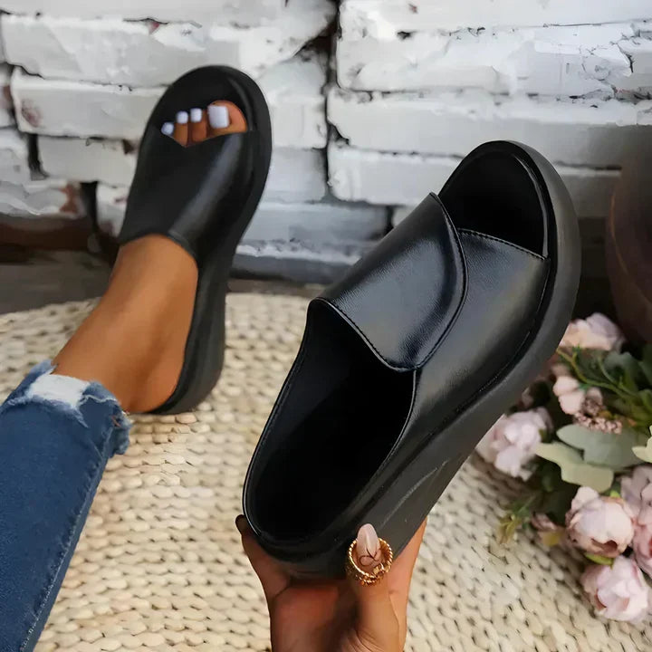 Eliza™ – Slip-on Wedge Sandals