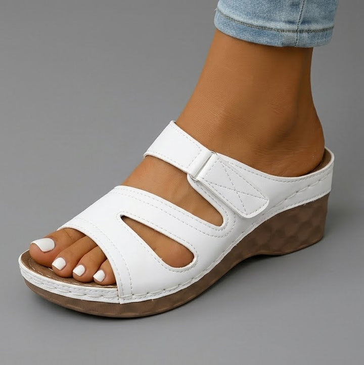 Velara – Support Sandals