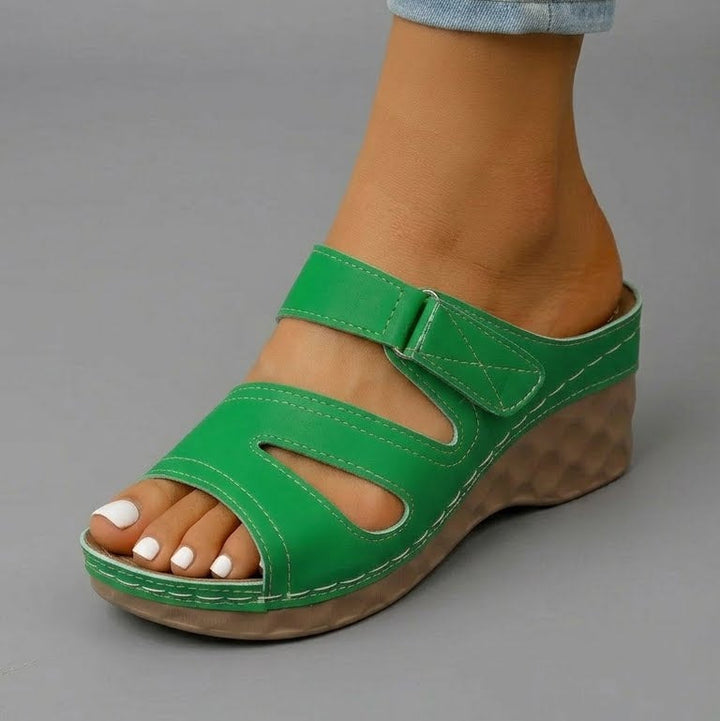 Velara – Support Sandals