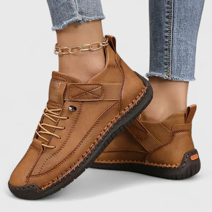 Kymberleigh | Sneakers