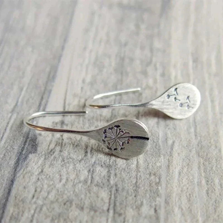 Dandelia | Silver-colored Dandelion Earrings