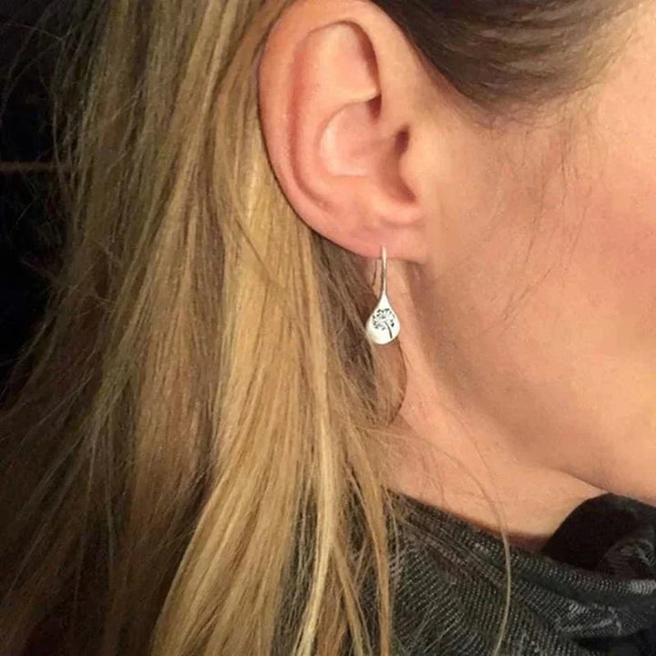 Dandelia | Silver-colored Dandelion Earrings