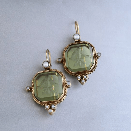 Vivara | Vintage Green & Pearl Earrings